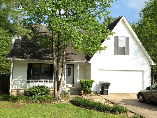 Primary Photo - 1102 Falling Tree Ct