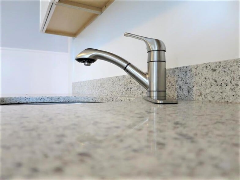 Building Photo - 36 Standish St