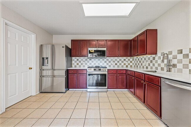 Building Photo - 709 Black Isle Dr