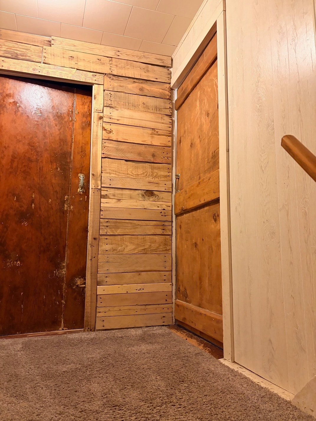 Building Photo - 2644 E Sherman Hollow Rd