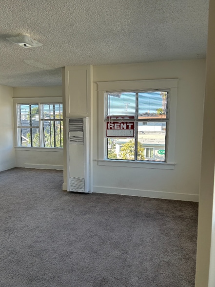 Building Photo - 1908-1914 218th St