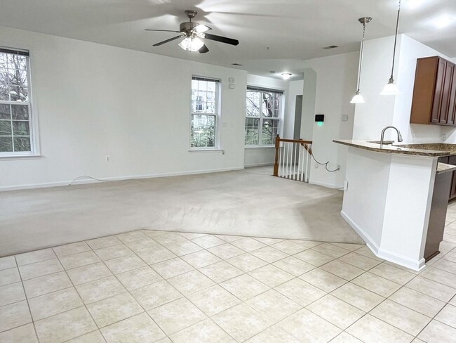 Building Photo - Sizable End Unit Townhome in Wheaton w/ 2 Car Garage!