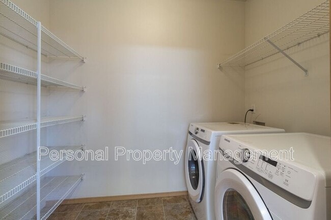 Building Photo - 17314 SE 22nd St