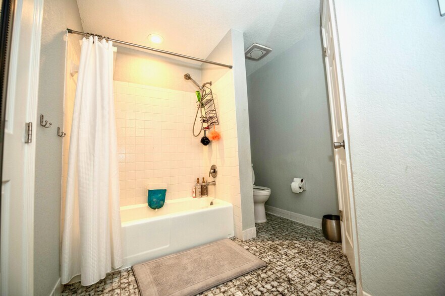 Building Photo - 16887 97th Way N