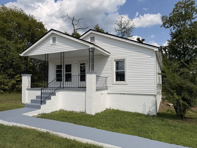 Building Photo - 1908 Jenkins Rd