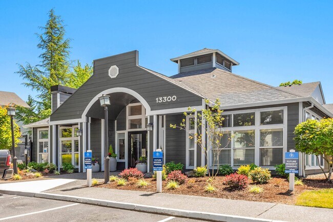 Building Photo - The Post