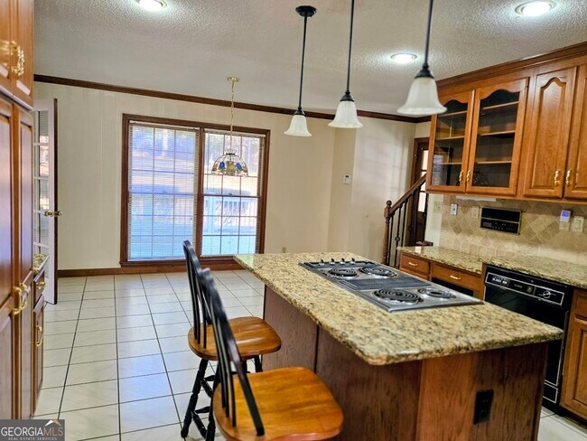 Building Photo - 270 North Dr