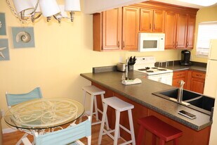 Building Photo - 375 Bluefish Dr