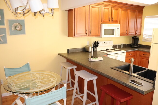 Building Photo - 375 Bluefish Dr