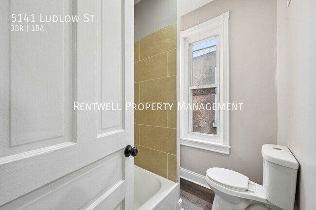 Building Photo - 5141 Ludlow St