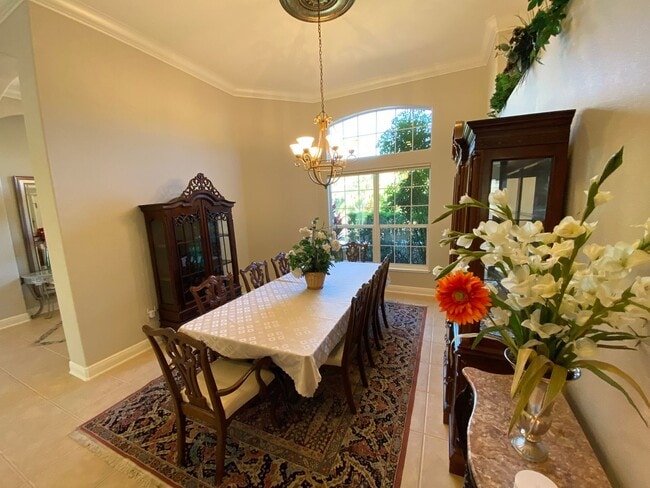 Building Photo - Spectacular and Luxurious Turnkey ANNUAL Lease in The Village of Bridgeport