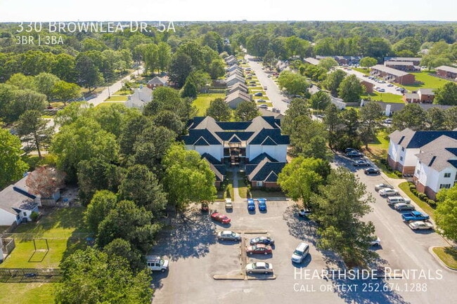 Primary Photo - 330 Brownlea Dr