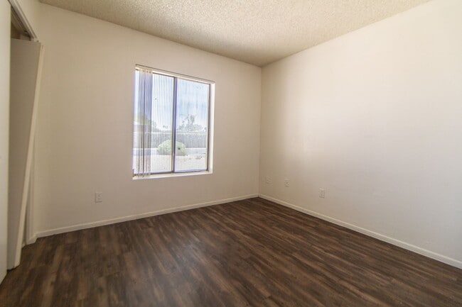 Building Photo - *COMING SOON IN FEBRUARY* 3 Bedroom 2 Bath Home