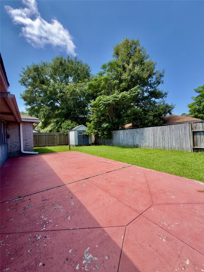 Building Photo - 23115 Bright Star Rd