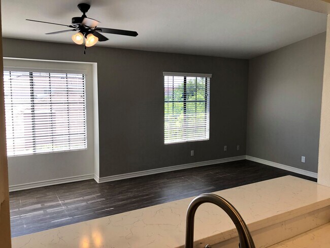 Building Photo - Cypress Creek Apartments