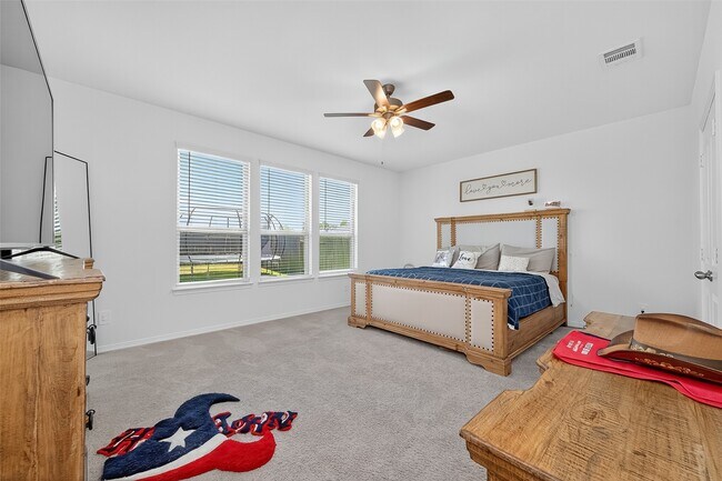 Building Photo - 21624 Elmheart Dr