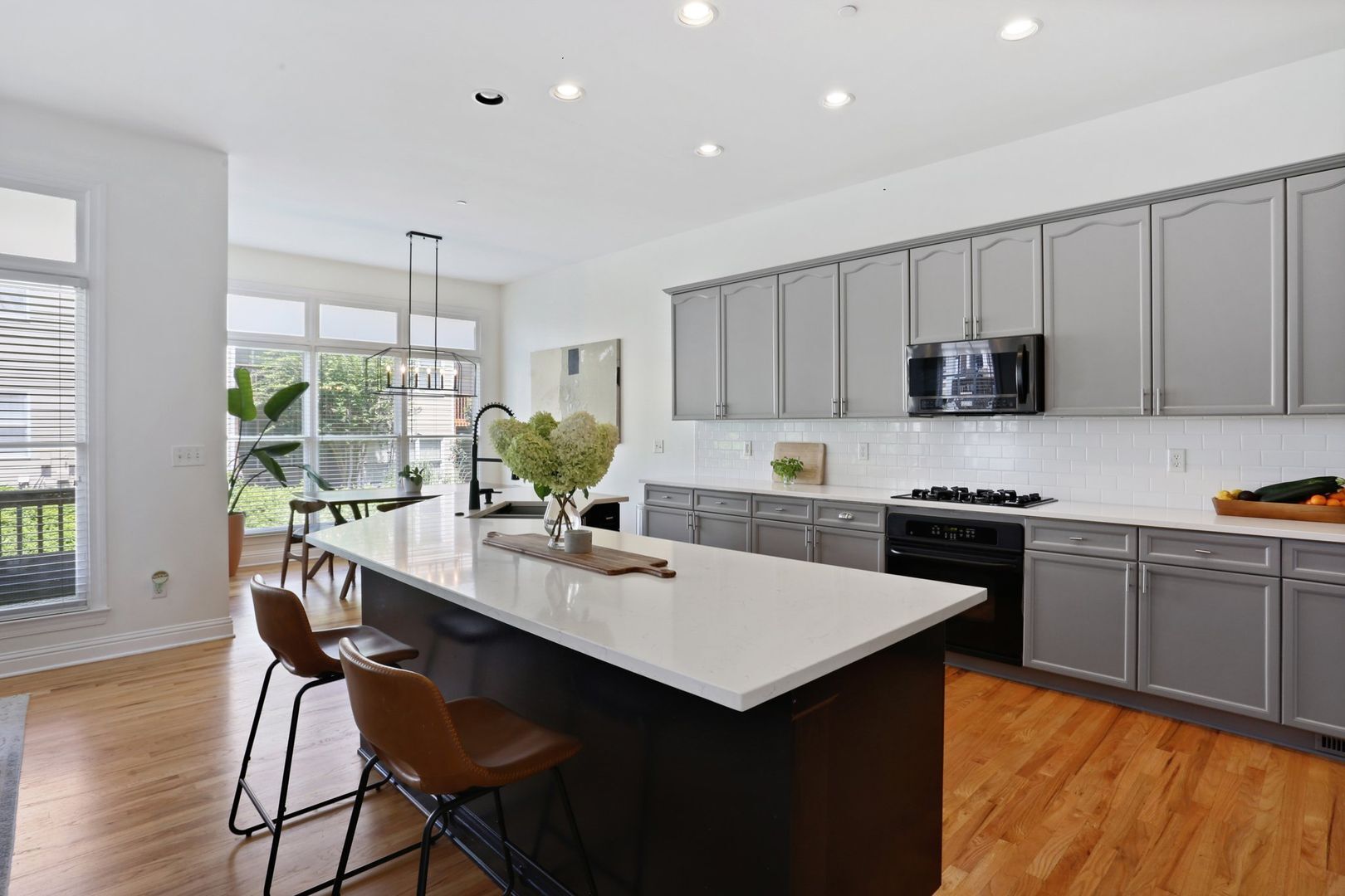 Building Photo - 308 Creekbank Way SE