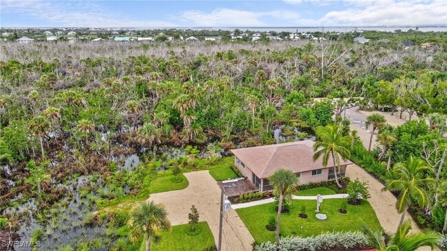 Building Photo - 1046 Periwinkle Way
