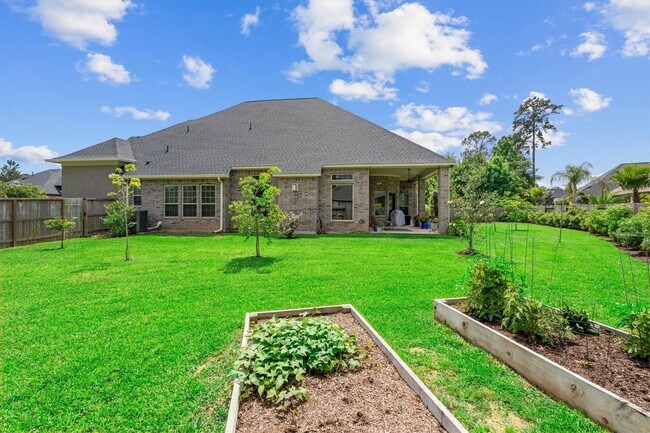 Building Photo - 122 Coral Bells Ct