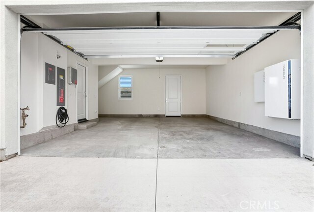 Building Photo - 3140 Cove St