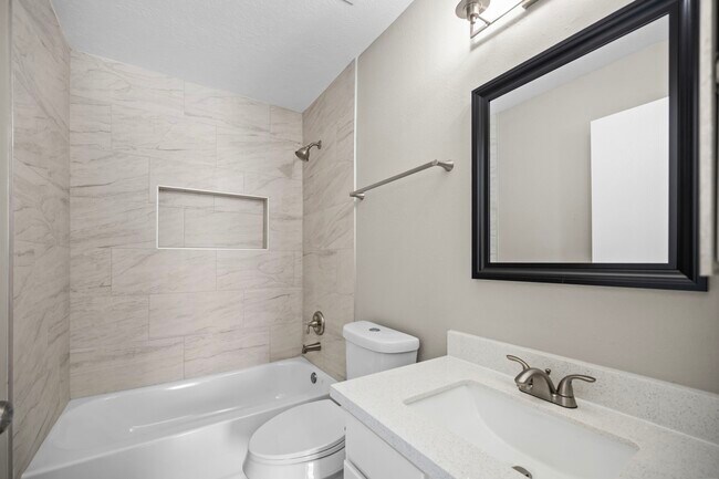 Building Photo - 8922 Aspen Trace Ln