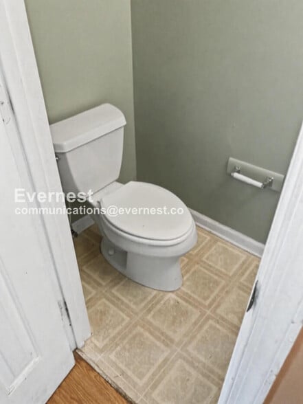 Building Photo - 1648 Skiffes Creek Cir