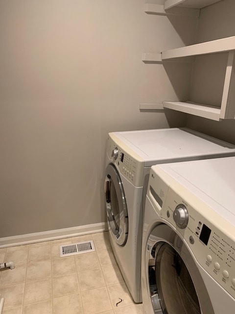 Building Photo - West End/Vanderbilt Area 2 Bedroom Townhome