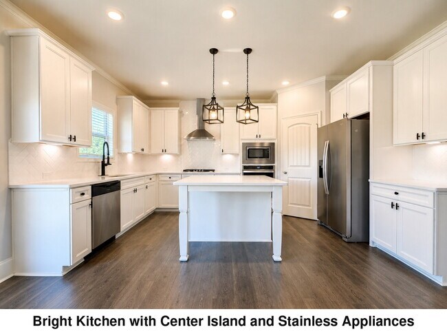 Building Photo - Grand 5BR Home in Loring with Main-Level Guest Suite & Covered Patio