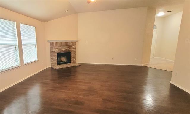 Building Photo - 8470 Goldfinch Way