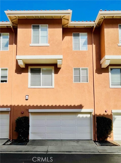 Building Photo - 1210 Mendez Dr