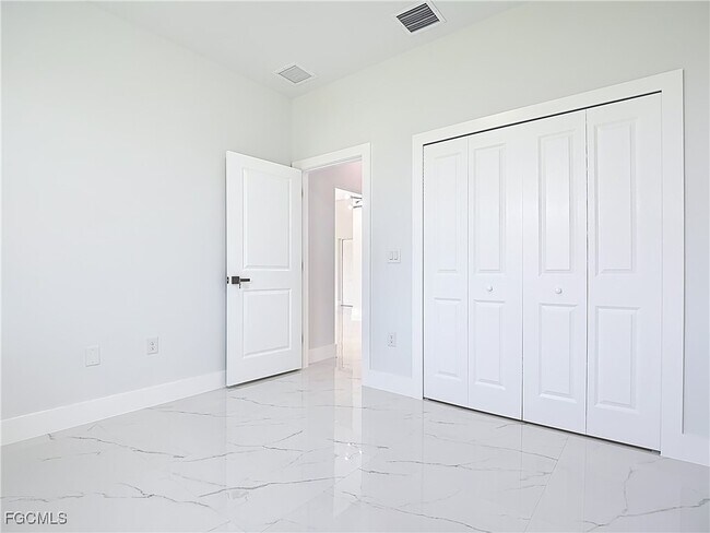 Building Photo - 5001 Bywood St