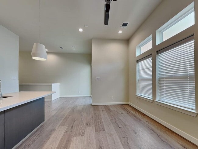 Building Photo - 6373 Paddington Bnd Dr