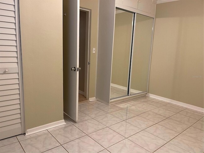 Building Photo - 3016 W Meadow St