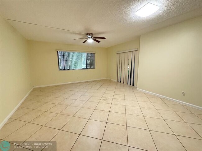 Building Photo - 12222 Royal Palm Blvd