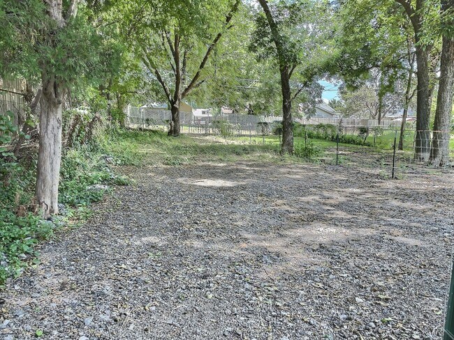 Building Photo - 53 N Xanthus Ave