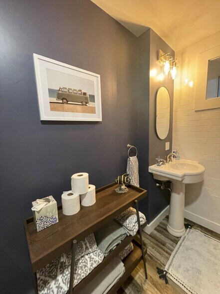 Bathroom 1 - 183 Highland Rd