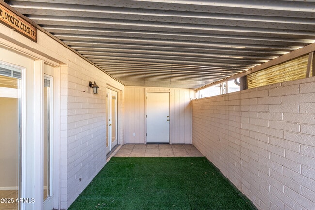 Building Photo - 6721 E McDowell Rd