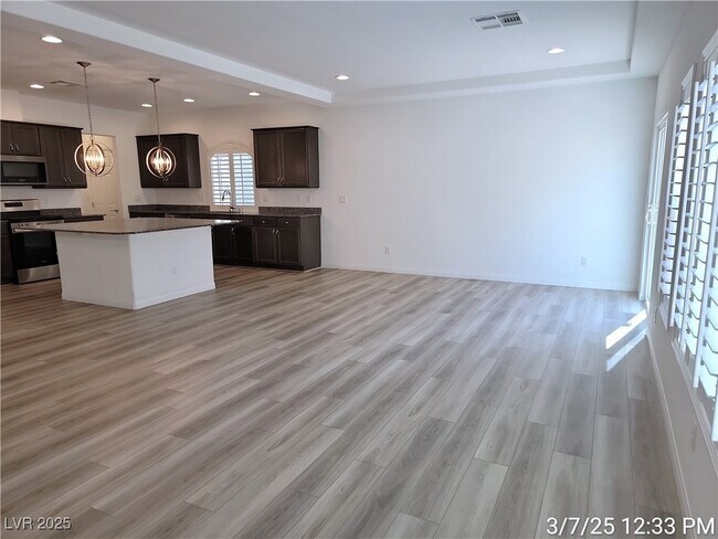 Building Photo - 7813 Bright Ldg St