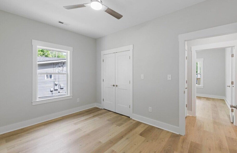 Building Photo - 5414 Dorsey St