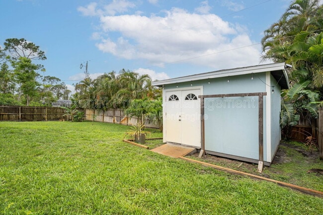 Building Photo - 18266 Fuchsia Rd