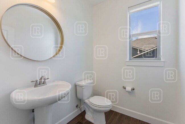 Building Photo - 17823 E Daystar Rd