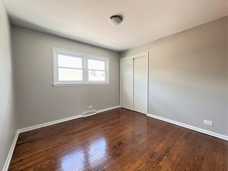 Third Bedroom - 14325 Karlov Ave