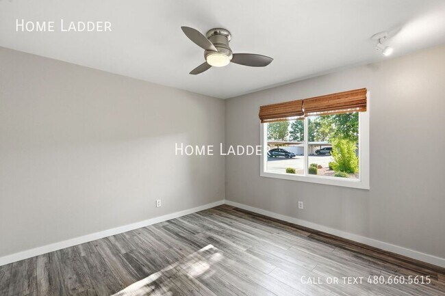 Building Photo - 5849 N 81st St