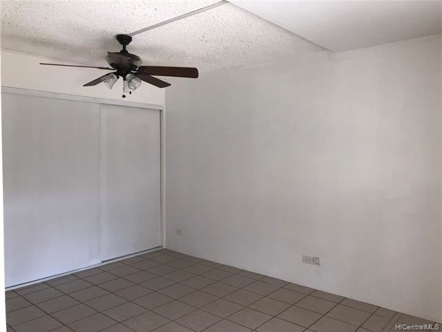 Building Photo - 4300 Waialae Ave