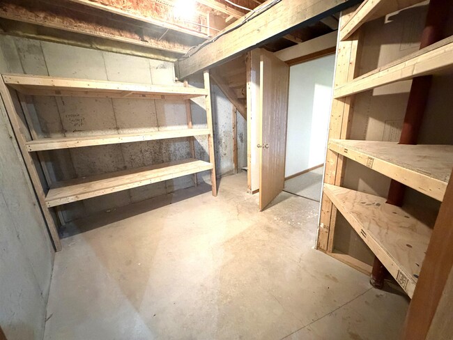 Building Photo - 1217 Glacier Hill Dr