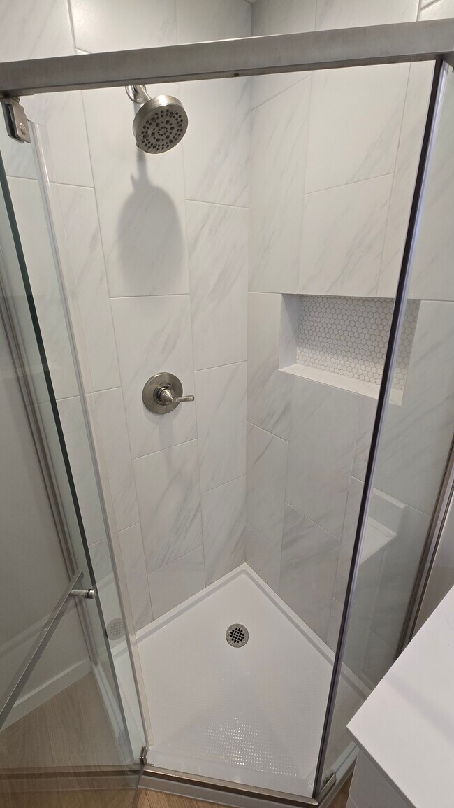 Building Photo - 738 Locust St