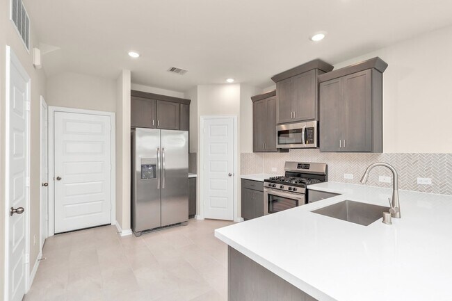 Building Photo - 1502 Revolution Way