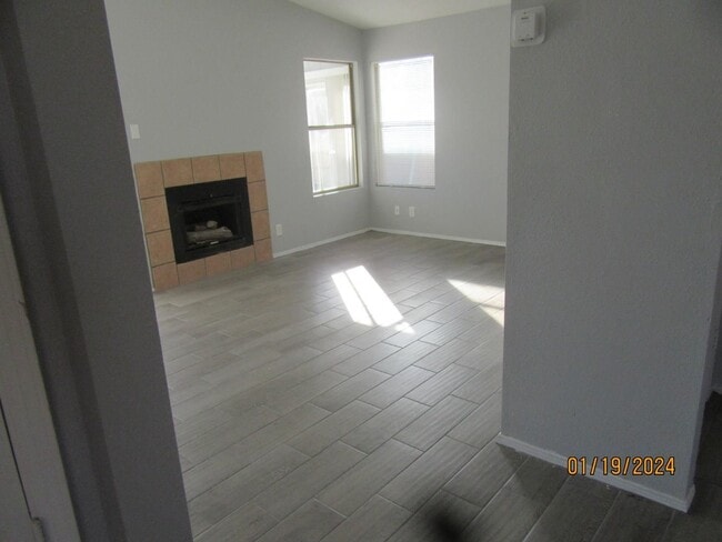 Building Photo - Rio Rancho 2 Badroom 2 Bath with Garage