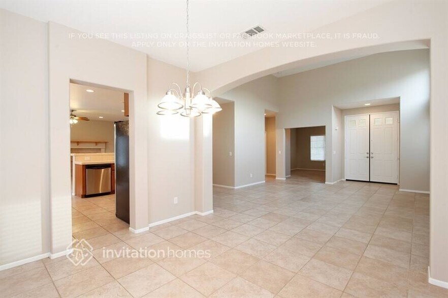 Building Photo - 5180 Ravenstone Dr