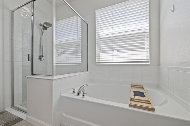 Building Photo - 13124 Rain Lily Dr